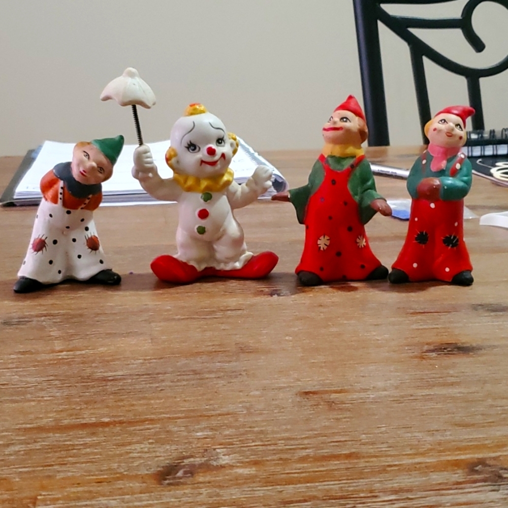 Antique clowns